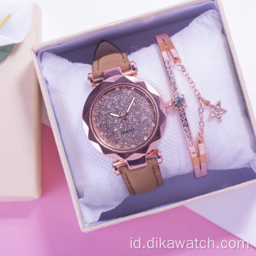 Grosir Pabrik Penjualan Langsung Perhiasan Hadiah Set dengan Kotak Hadiah Gelang Jam Tangan Permen Warna Kulit Quartz Watch 2 Pcs Set Panas